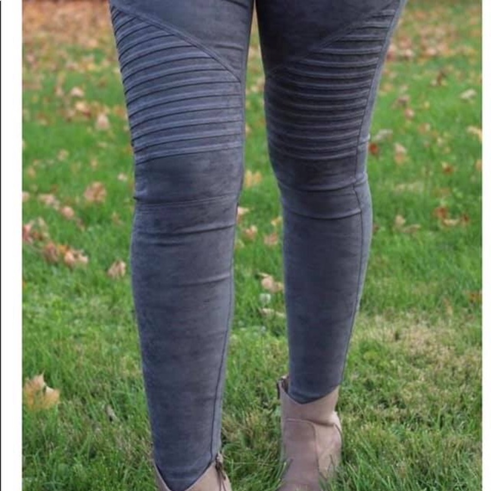 Gray suede motto leggings